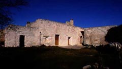 Masseria-Marchese.jpg (9K)